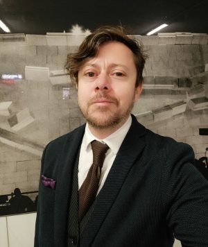 Escritor, dramaturgo, poeta, novelista